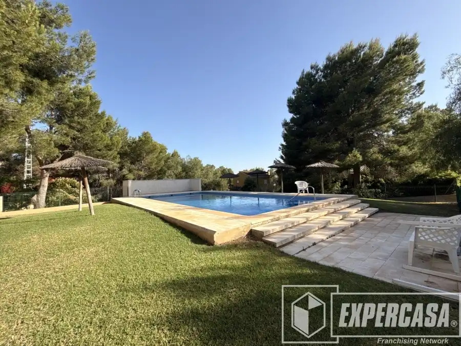 Piscina de Casa o chalet en venta en Vilamarxant con Aire acondicionado, Calefacción y Terraza