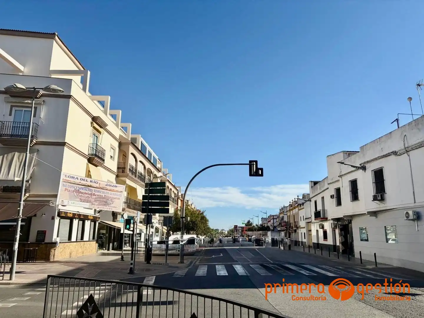 Local comercial en traspaso en Lora del Río, imagen 2