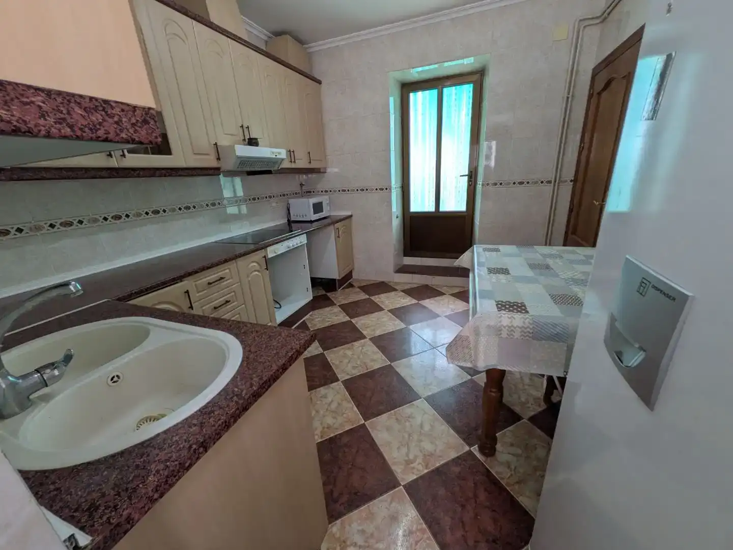 Cocina de Piso en venta en Villarrobledo, Albacete