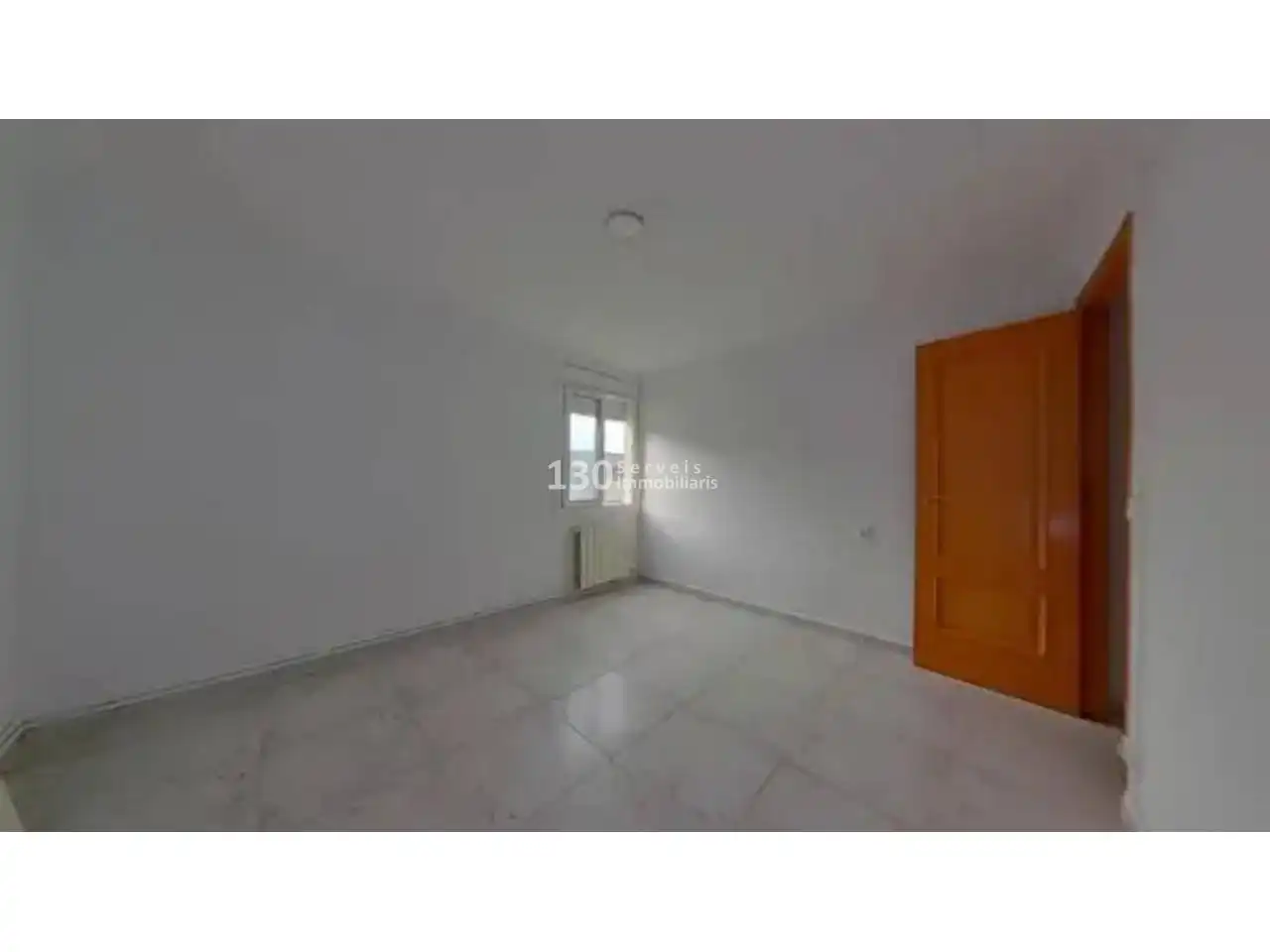 Bedroom of Flat for sale in Barcelona