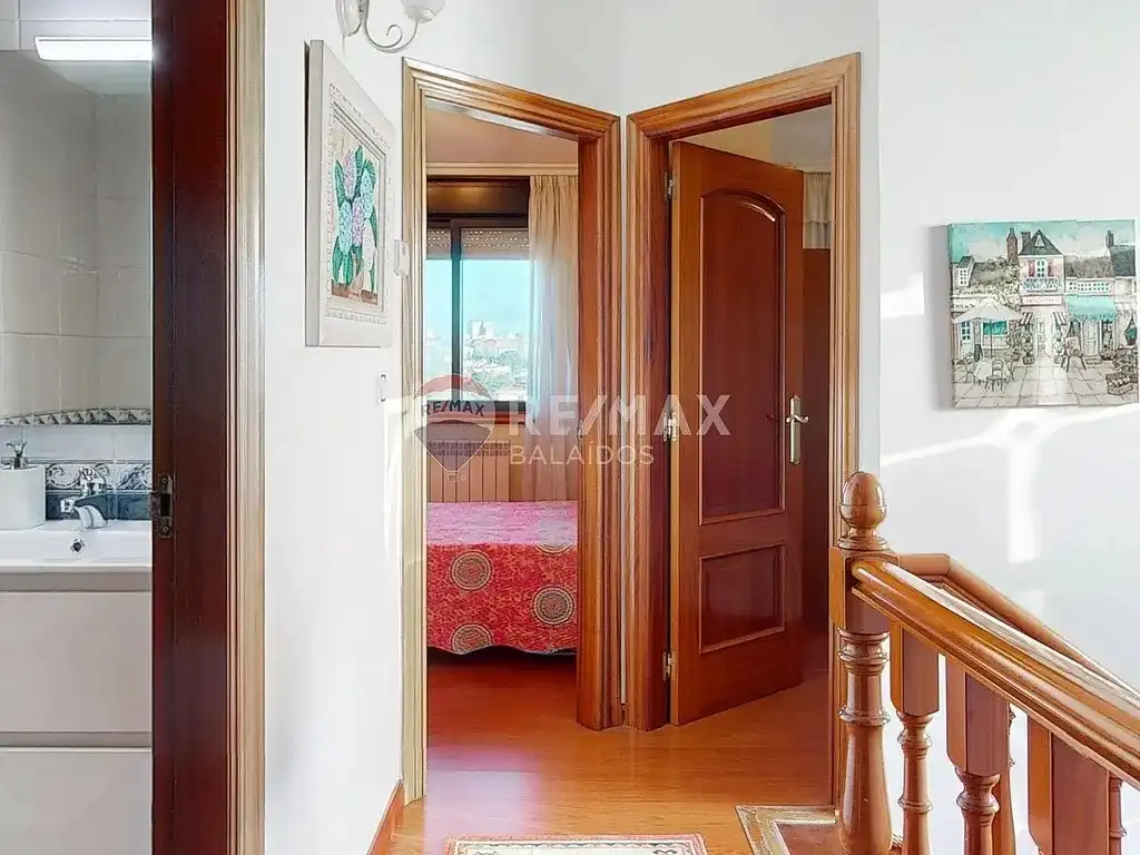 Houses for sale in Vigo   with Heating, Private garden and Parquet flooring