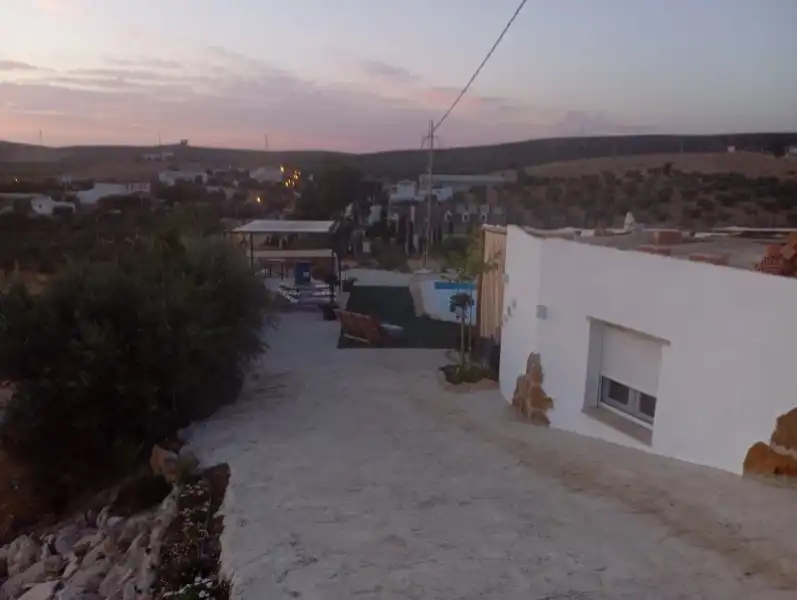 Vista exterior de Finca rústica de alquiler en Lucena con Aire acondicionado, Lavadora y Microondas