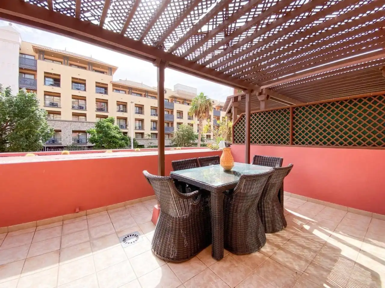 Terraza de Apartamento en venta en Adeje con Amueblado y Piscina comunitaria