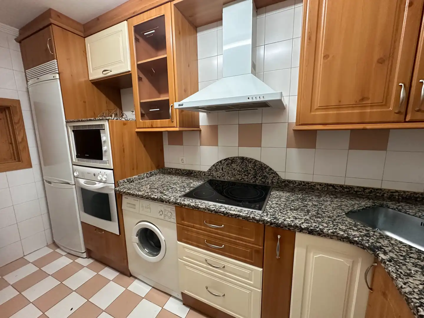 Kitchen of Detached homes for sale in Valladolid  with Heating