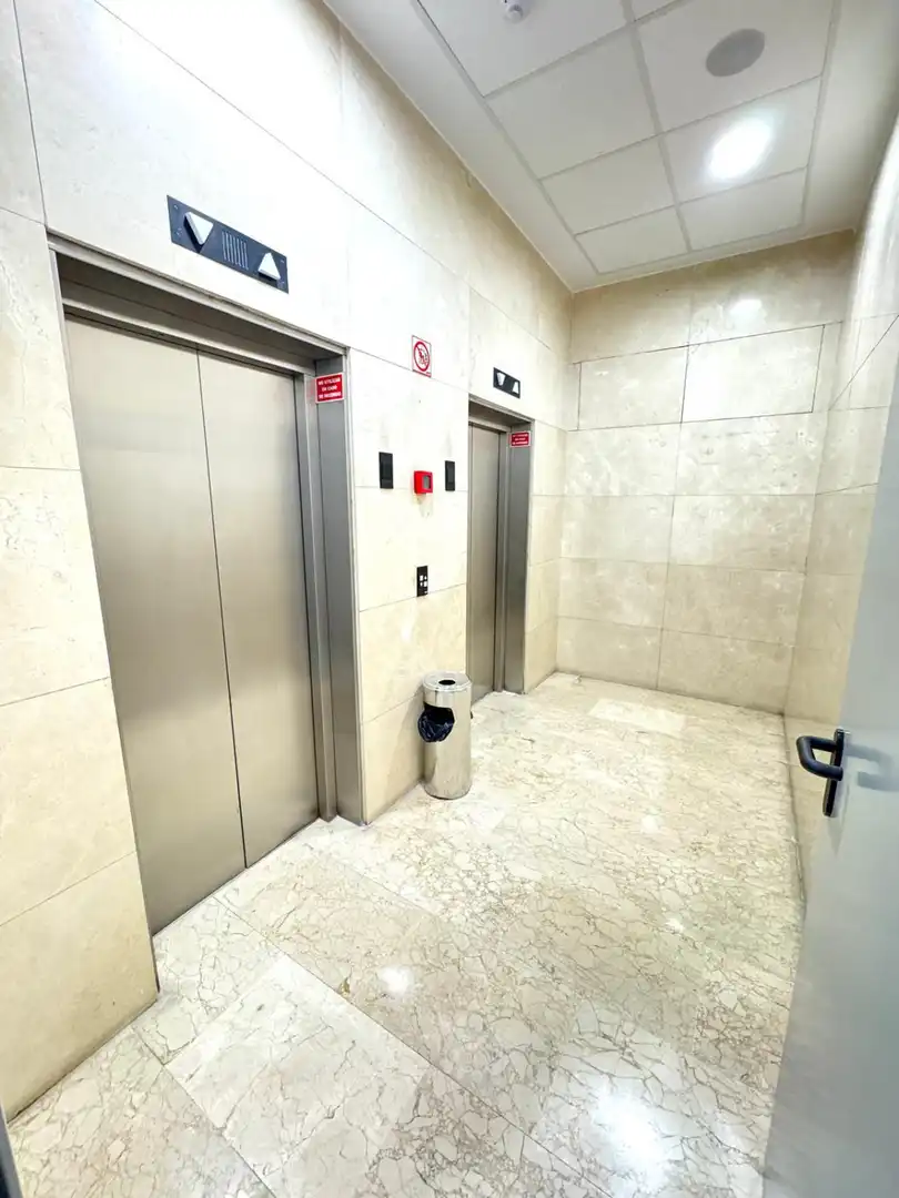 Office space with lift to rent in Juan Pereda pila, imagen 8
