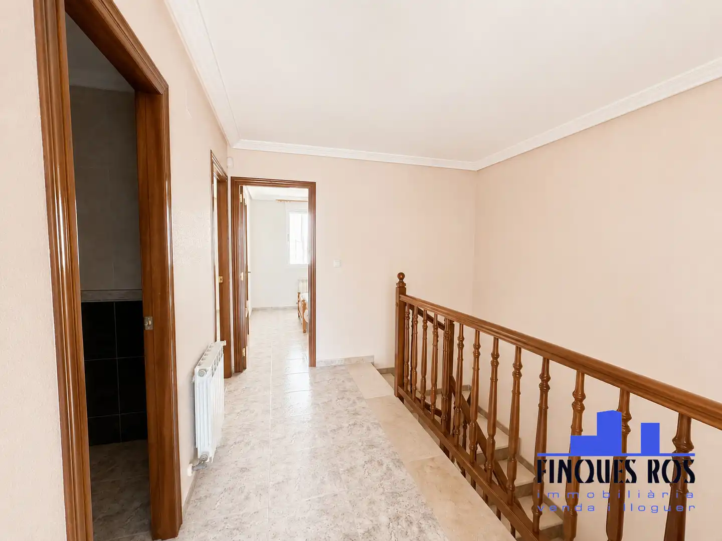 Casa adosada en venta en Vinaròs con Calefacción, Terraza y Amueblado
