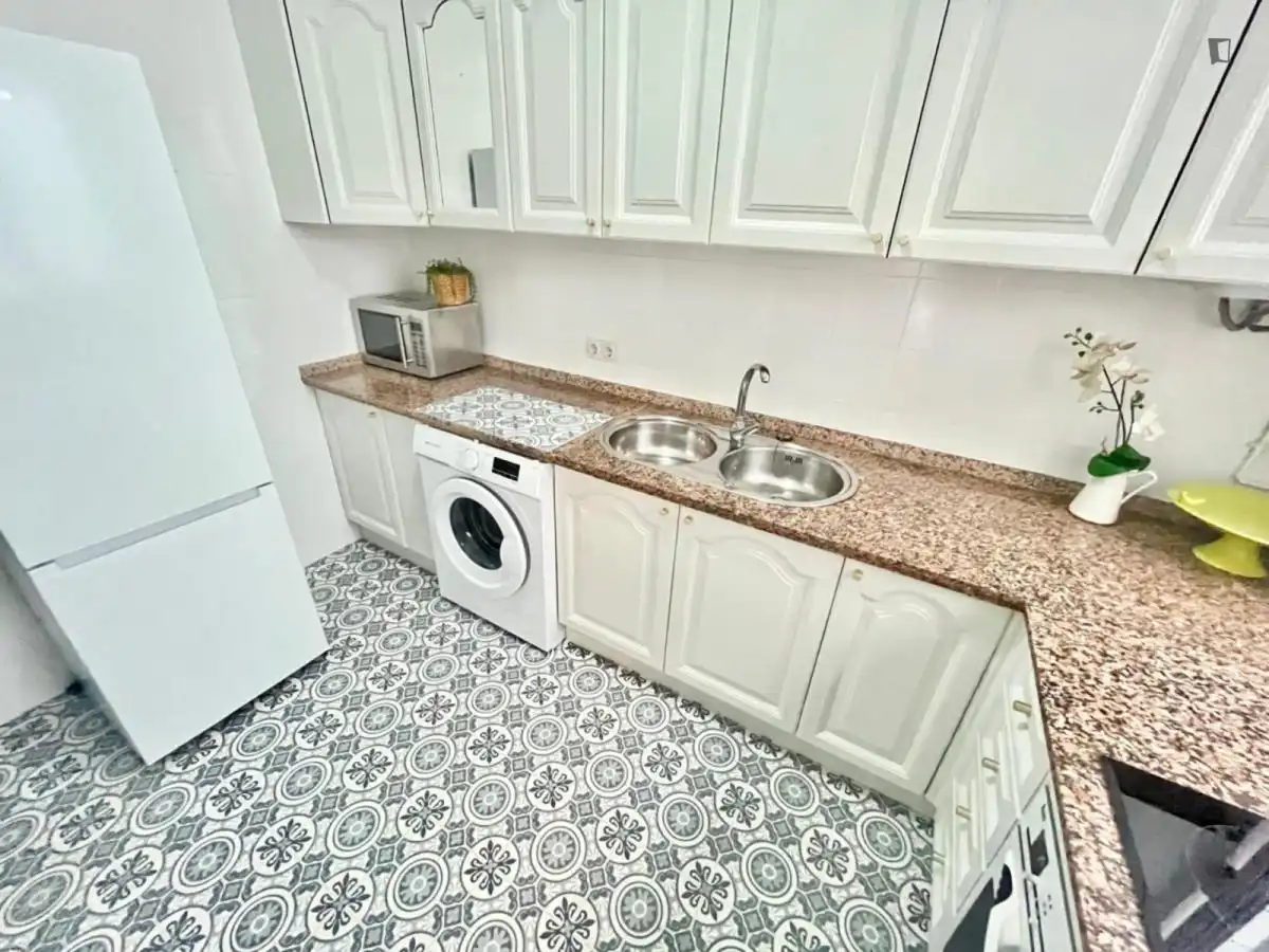 Cocina de Casa o chalet para compartir en Santiponce con Amueblado, Horno y Lavadora