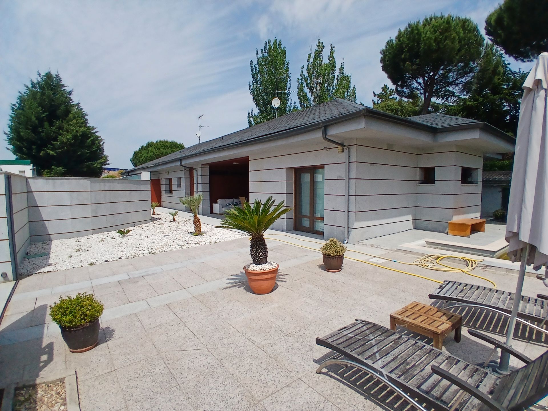 Exterior view of Single-family semi-detached for sale in Collado Villalba  with Air Conditioner, Heating and Private garden