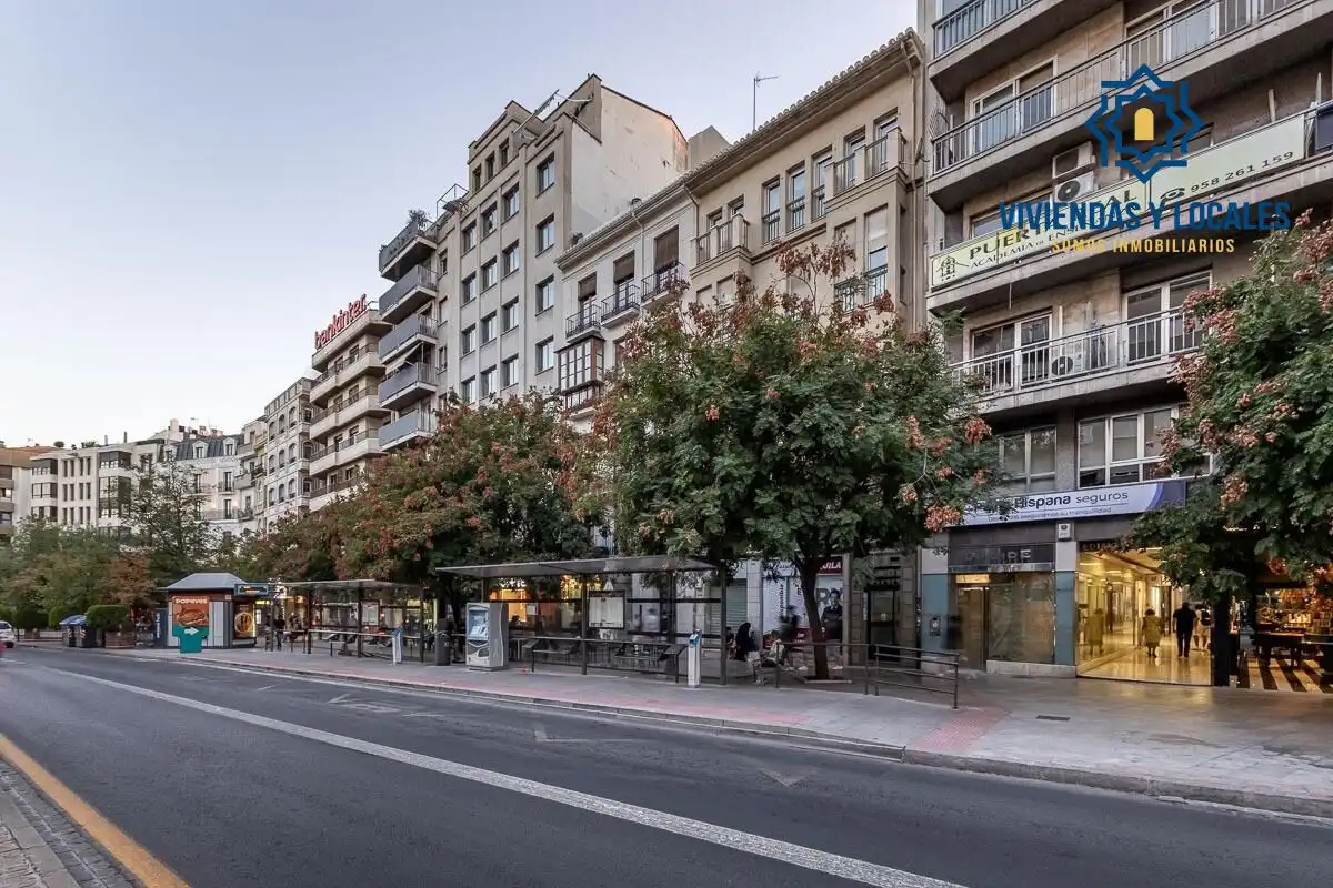 Oficina con ascensor en venta en Centro