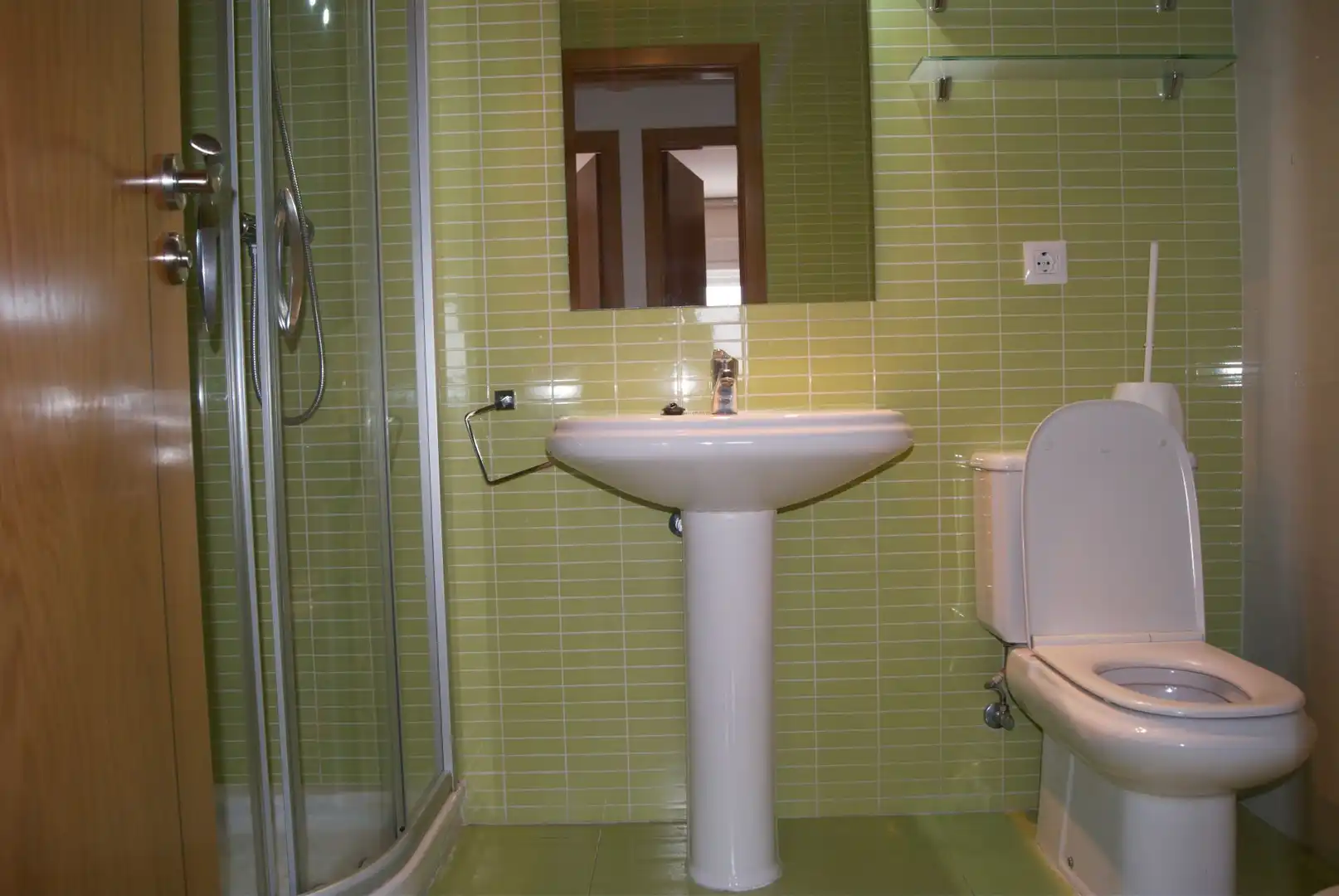 Baño de Piso de alquiler en Ávila con Calefacción y Amueblado