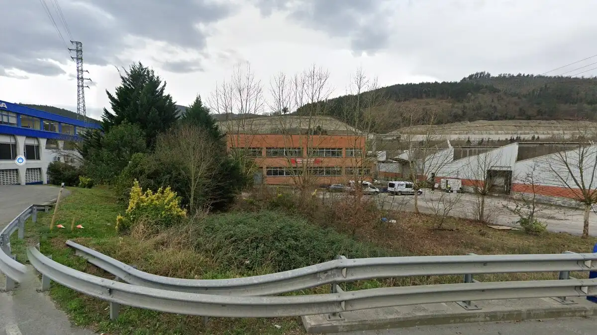 Vista exterior de Residencial en venta en Amorebieta-Etxano
