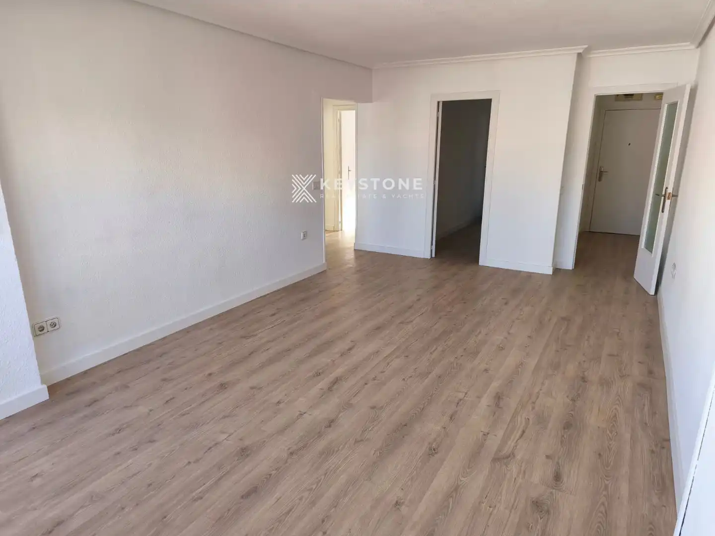 Penthouse with lift for sale in PISCIS