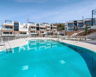 Piscina de Àtic de lloguer en Huétor Vega amb Aire condicionat, Terrassa i Piscina