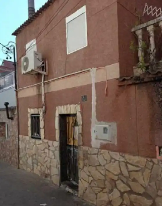 Semi-detached house for sale in C/ Campinya, imagen 2