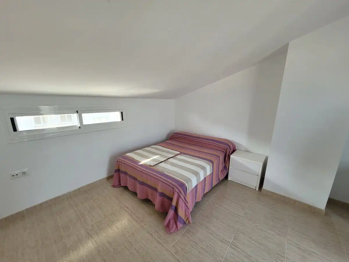 Habitación de Casa adosada en venta en Almazora / Almassora con Aire acondicionado, Terraza y Balcón