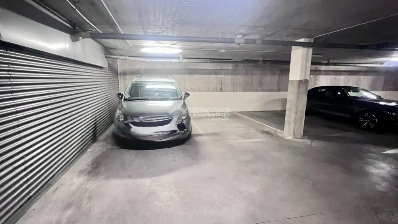 Parking de Piso en venta en Alcalá de Henares con Terraza