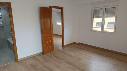 Foto 2 de Piso en venta en Avenida de la Paz, Xirivella