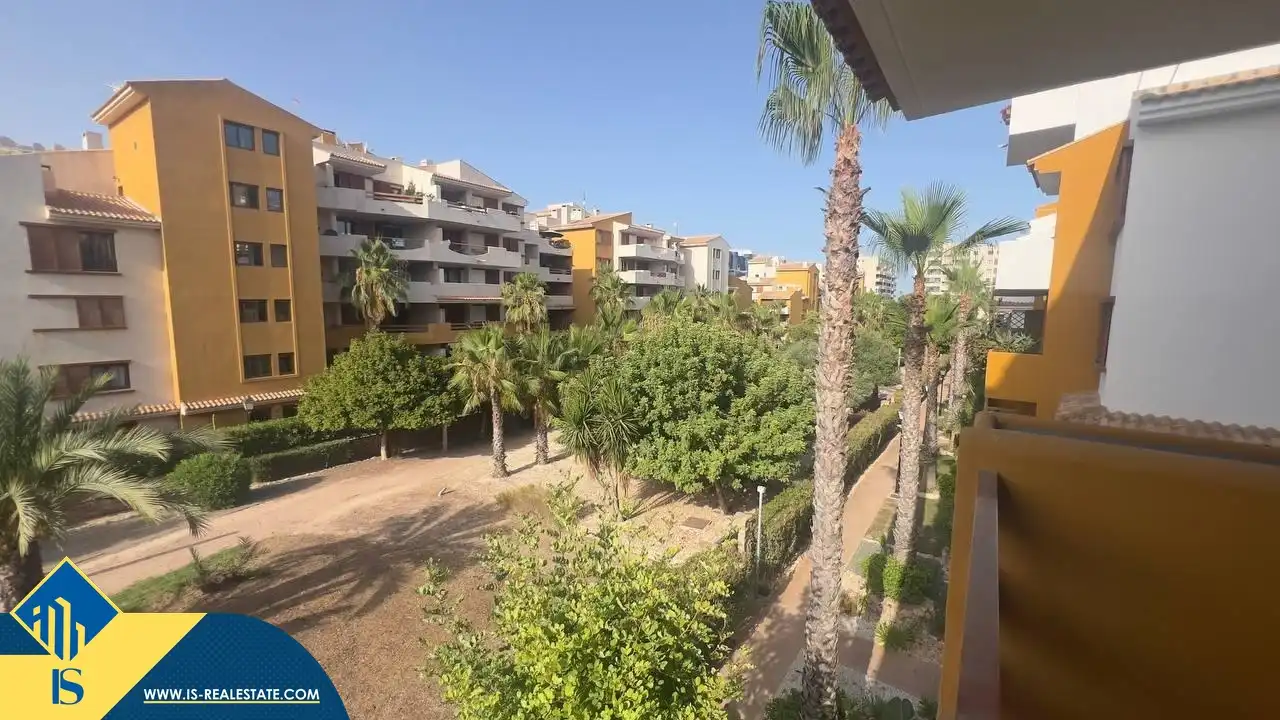 Vista exterior de Pis de lloguer en Torrevieja amb Terrassa, Moblat i Forn