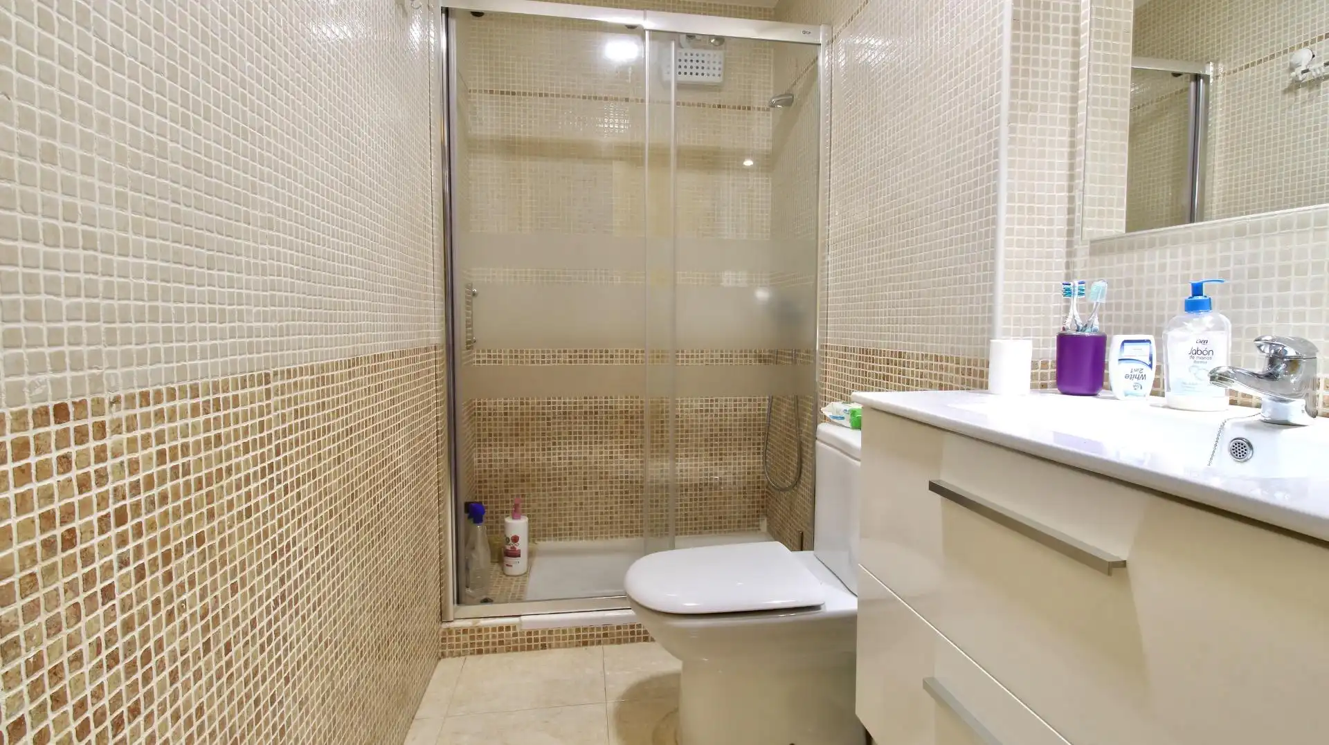 Bathroom of Flat for sale in Vícar  with Air Conditioner, Private garden and Terrace