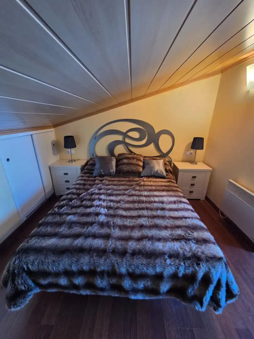 Habitación de Ático en venta en Encamp con Calefacción, Parquet y Amueblado