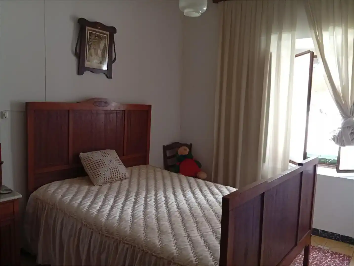 Dormitori de Casa adosada en venda en Castellar amb Traster, Moblat i Forn