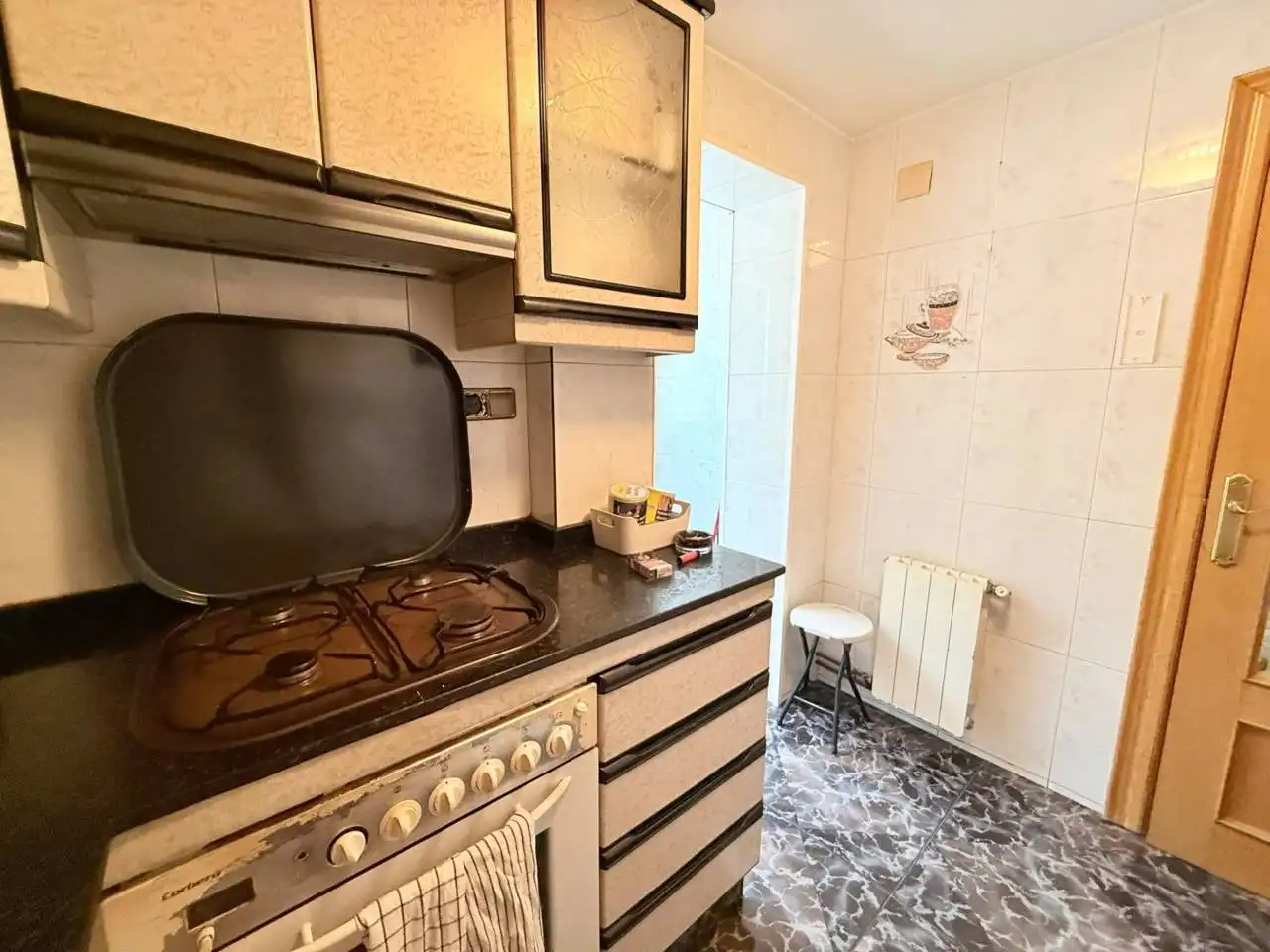 Küche von Wohnung zum Verkauf in Sant Celoni mit Klimaanlage und Heizung