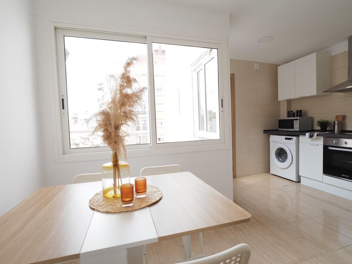 Kitchen of Flat for sale in Reus  with Storage room