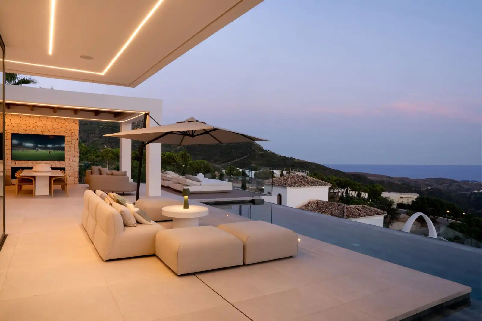Villa mit Pool zum Verkauf in Urbanizacion Montemayor Alto 16, imagen 45