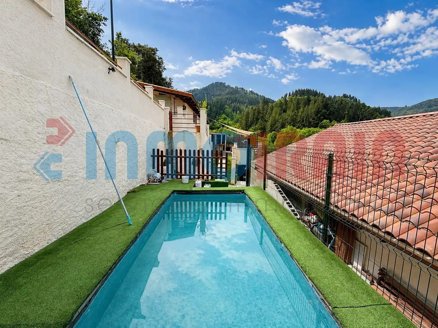 Piscina de Casa o chalet en venta en Ataun con Calefacción, Terraza y Trastero
