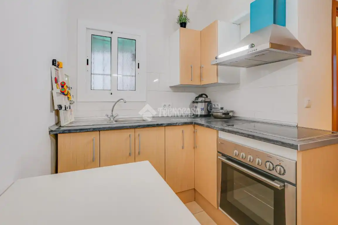 Küche von Wohnung zum Verkauf in Esplugues de Llobregat mit Terrasse