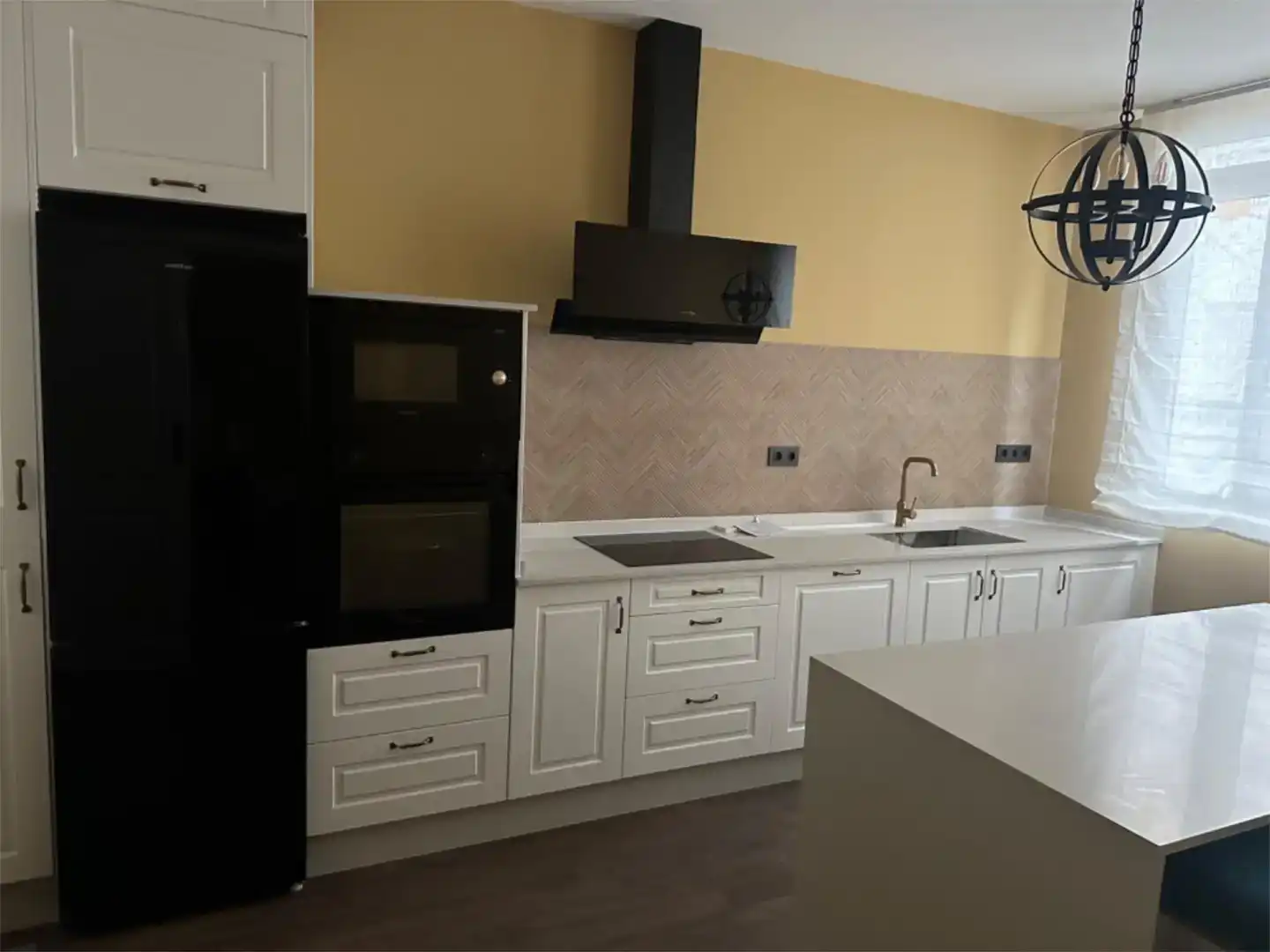 Küche von Wohnung zur Miete in Ferrol mit Abstellraum und Möbliert