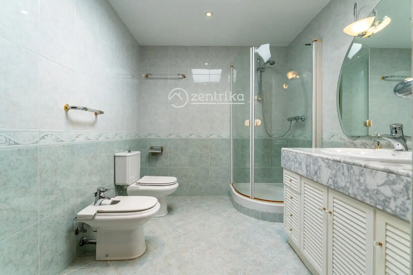 Bathroom of Houses for sale in Cambrils  with Air Conditioner, Heating and Storage room