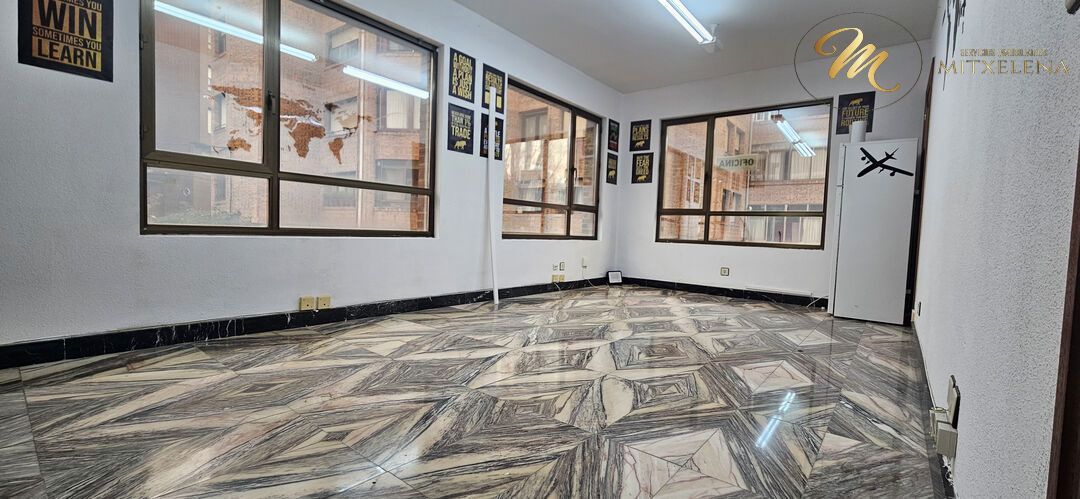 Oficina de lloguer en Getxo  amb Calefacció