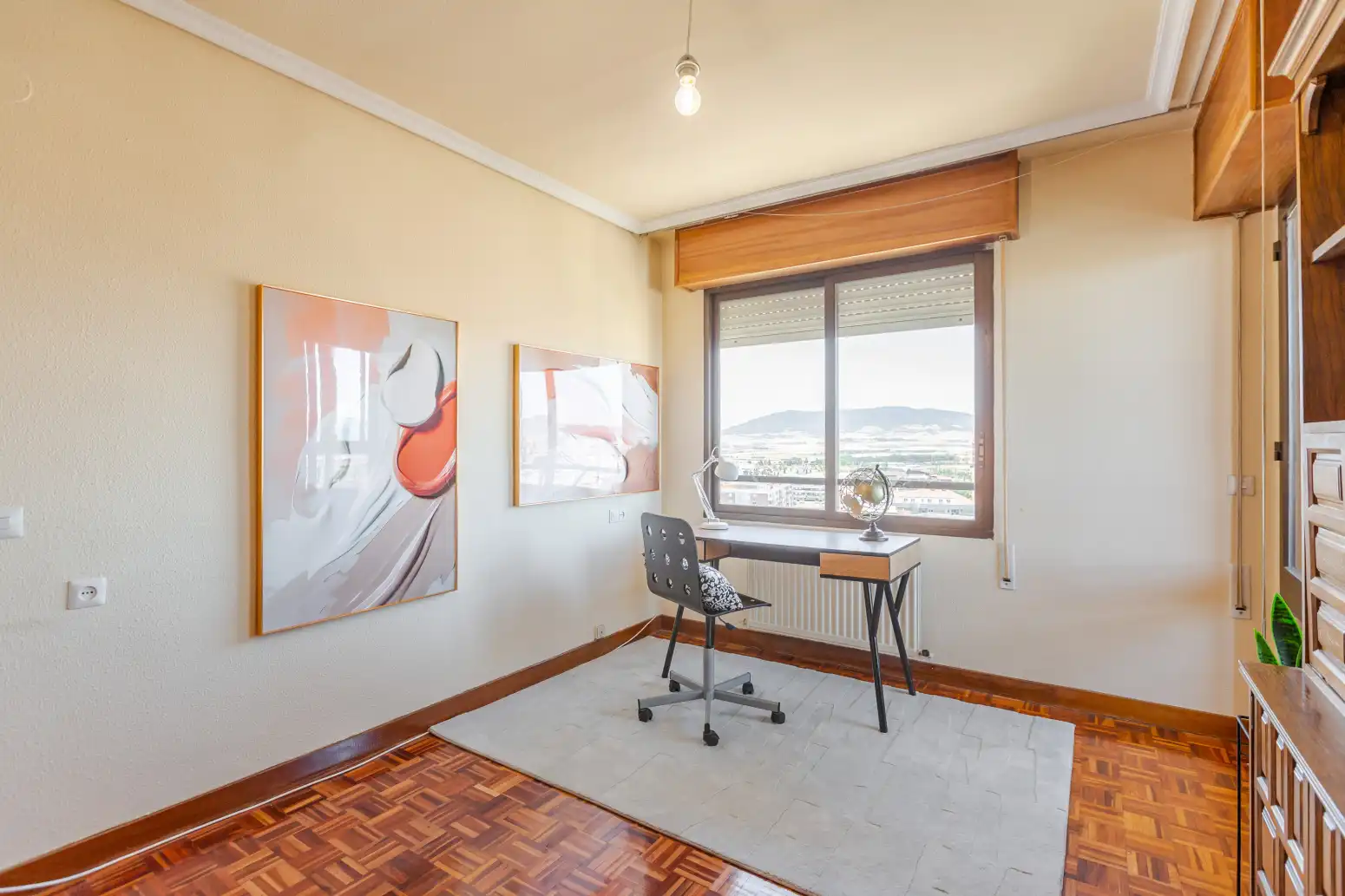 Habitación de Ático en venta en  Pamplona / Iruña con Parquet y Terraza