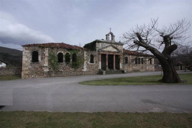 Casa-chalet en Venta en Cabuérniga