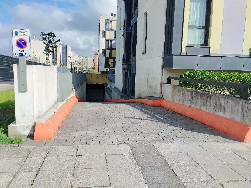 Aparcament de Garatge en venda en Santander