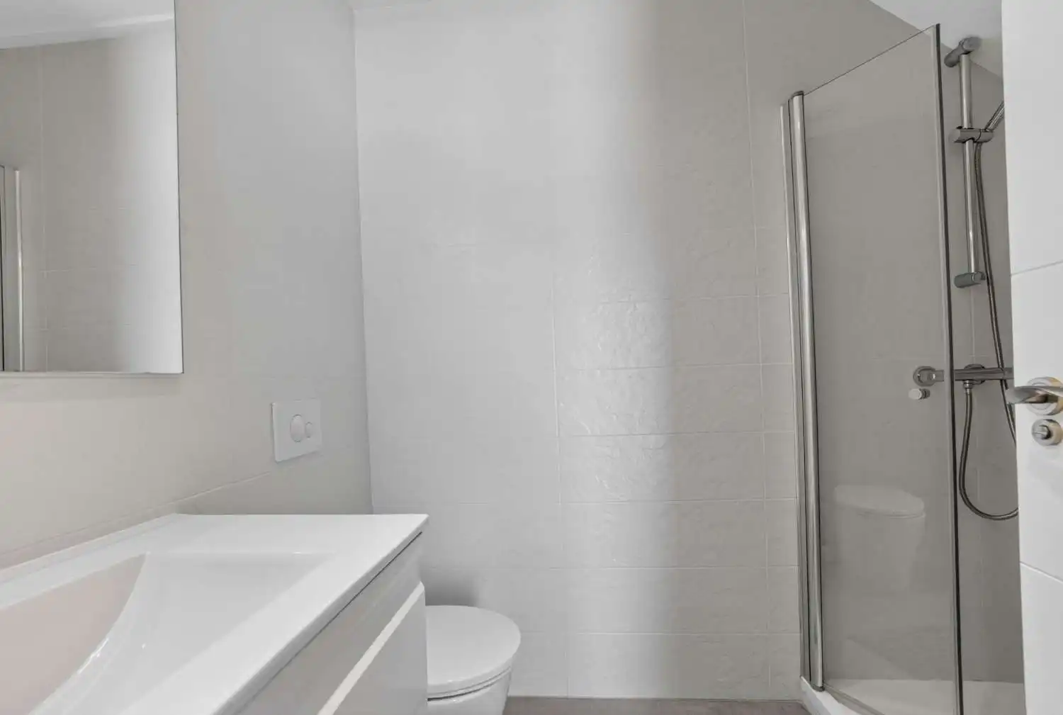 Baño de Casa adosada en venta en Orihuela con Aire acondicionado, Calefacción y Terraza