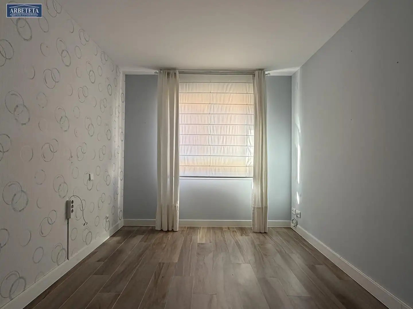 Habitación de Piso en venta en Guadalajara con Calefacción y Balcón