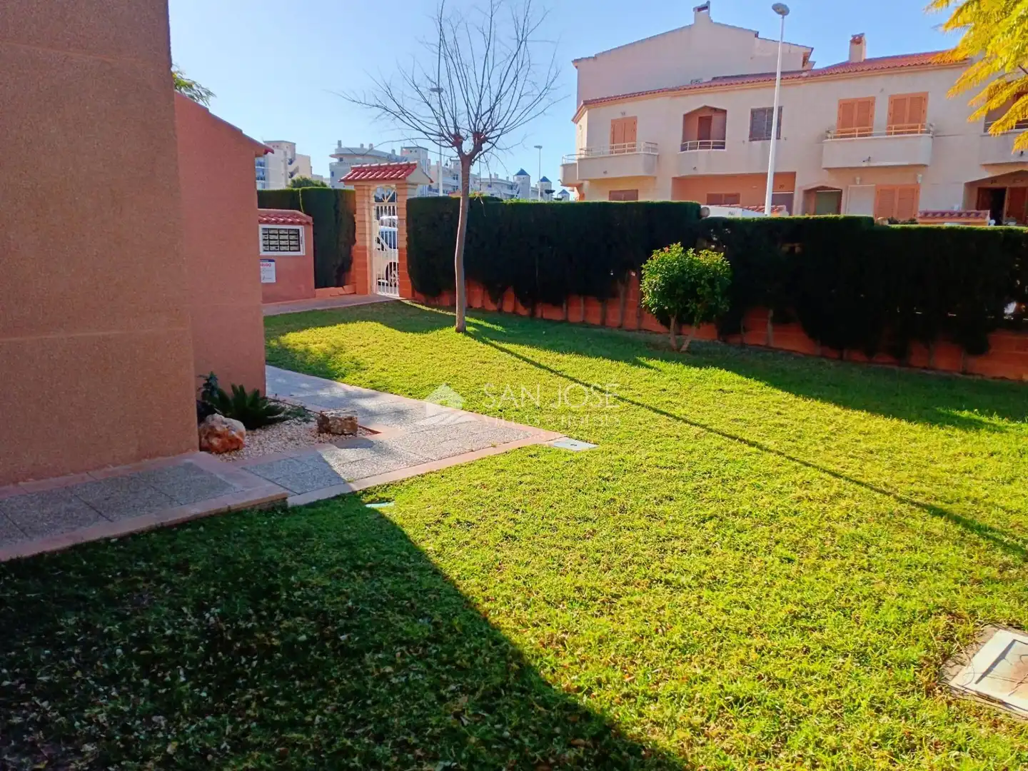 Apartamento de alquiler en Los Arenales del Sol