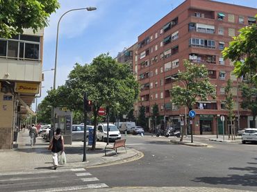 Locale commerciale in vendita a Calle de José María Haro