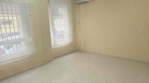 Foto 2 von Wohnung zum Verkauf in Calle Olivares, 4, Centro, Bormujos