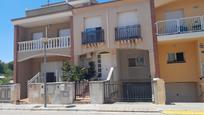 Vista exterior de Casa o xalet en venda en El Vendrell amb Jardí privat