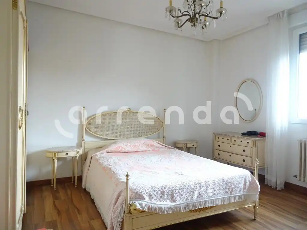 Bedroom of Flat for rent in Santander  with Heating and Furnished