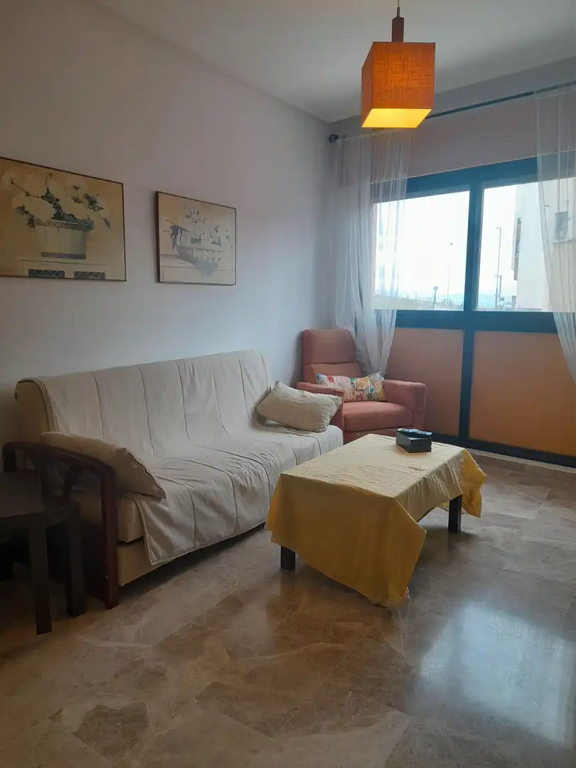 Apartament de lloguer a Calle General Serrano Orive, Centro