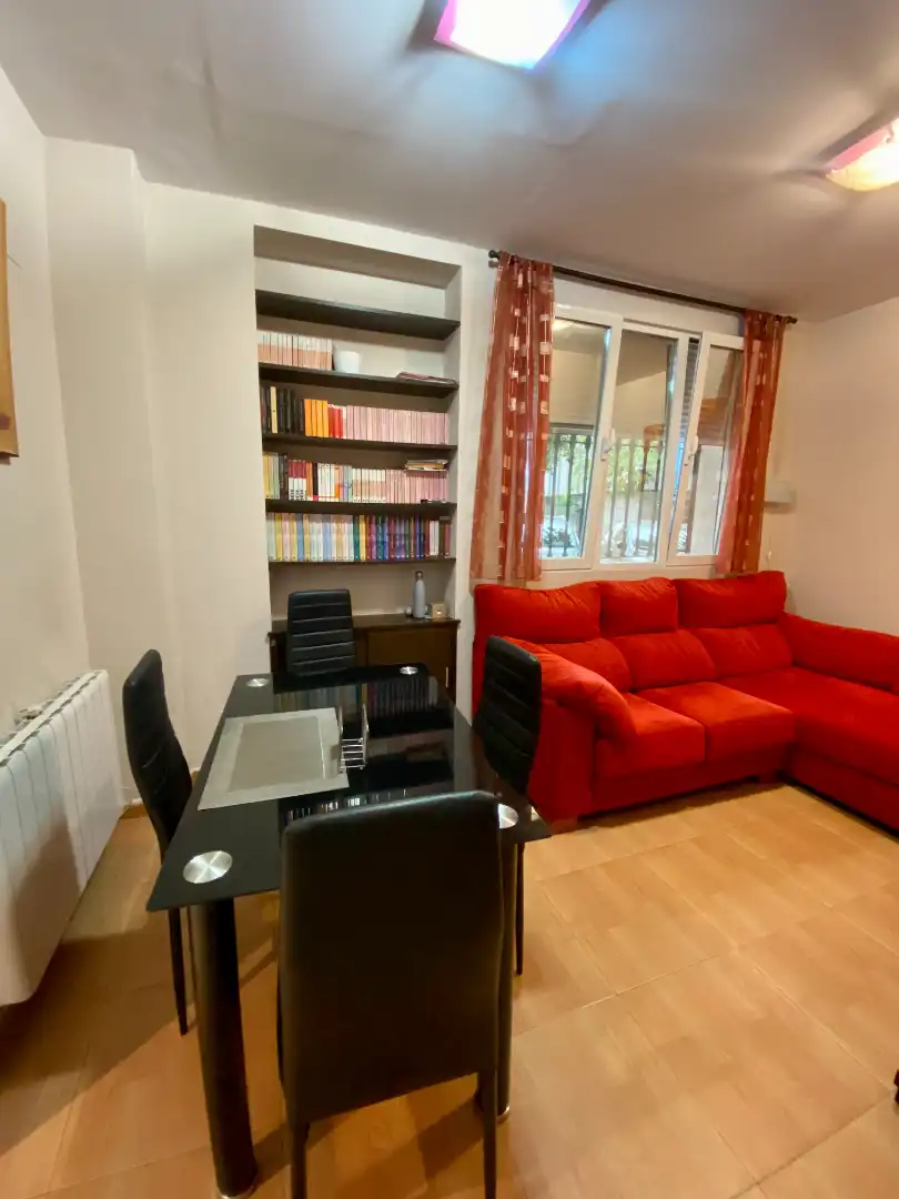 Living room of Flat for rent in Madrid  with Heating, Furnished and Washing machine