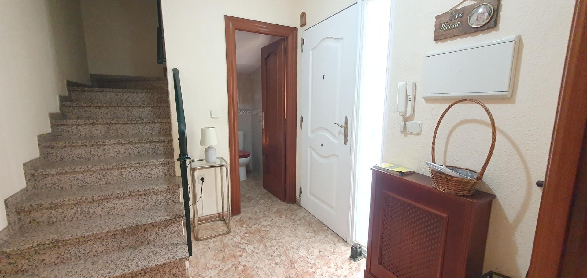 House or chalet for sale in  Jaén Capital  with Air Conditioner, Heating and Terrace