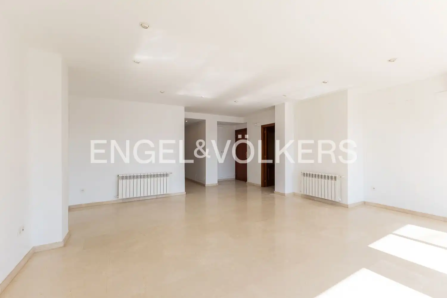 Comedor de Piso de alquiler en Valencia con Aire acondicionado, Calefacción y Trastero