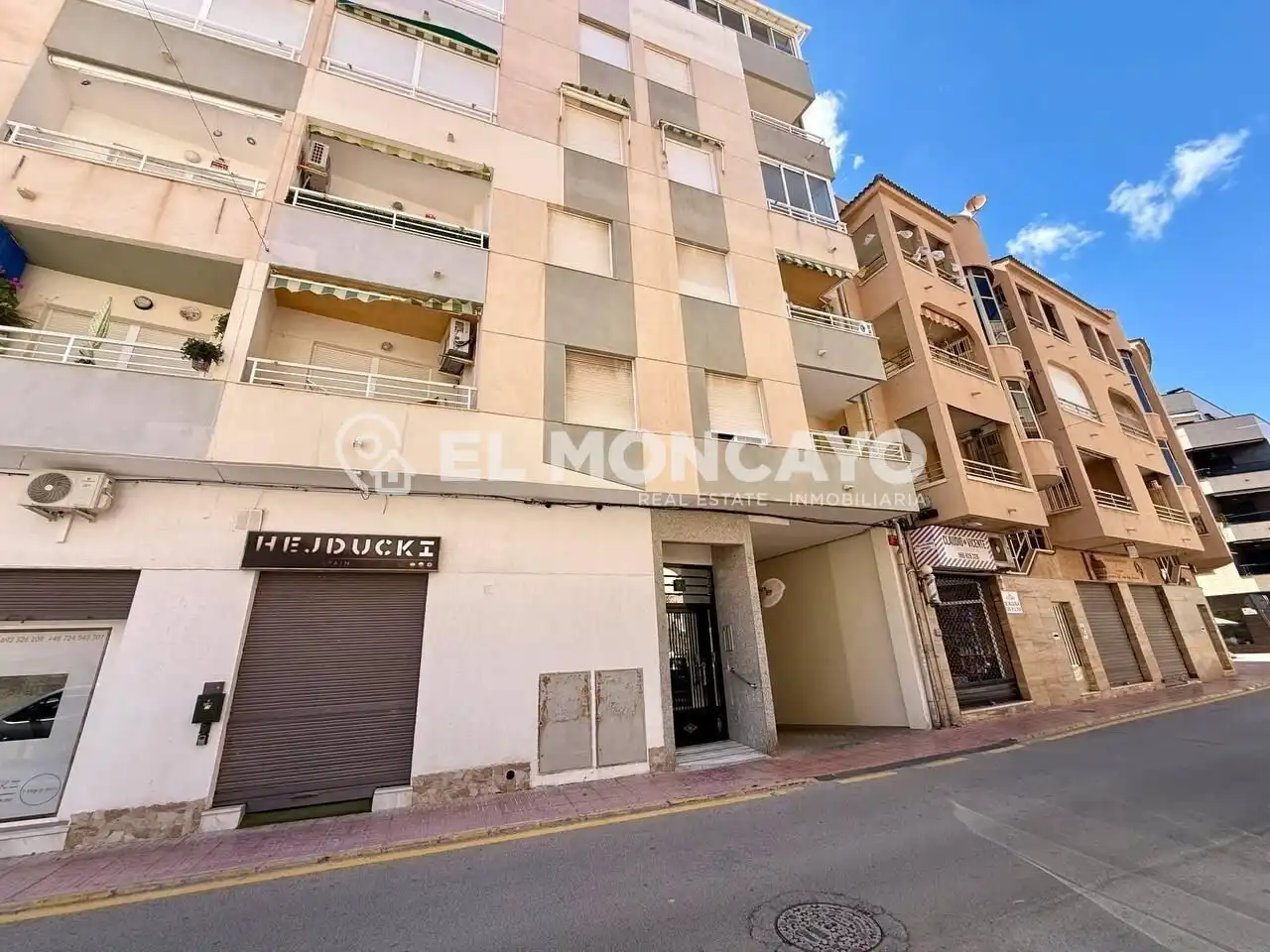 Apartamento con ascensor en venta en La Mata, imagen 3