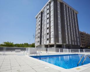 Piscina de Pis en venda en  Logroño amb Calefacció, Jardí privat i Parquet