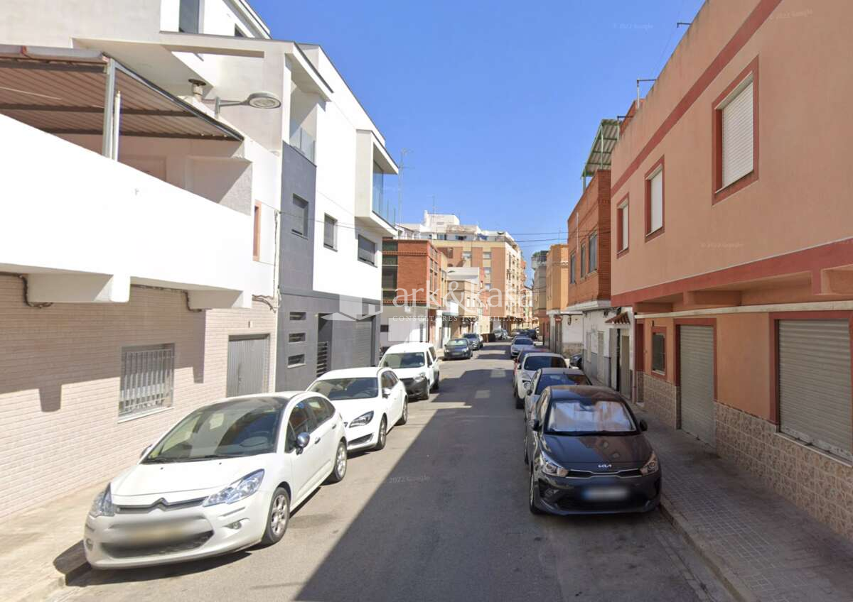 Vista exterior de Piso de alquiler en Sagunto / Sagunt con Aire acondicionado, Terraza y Horno
